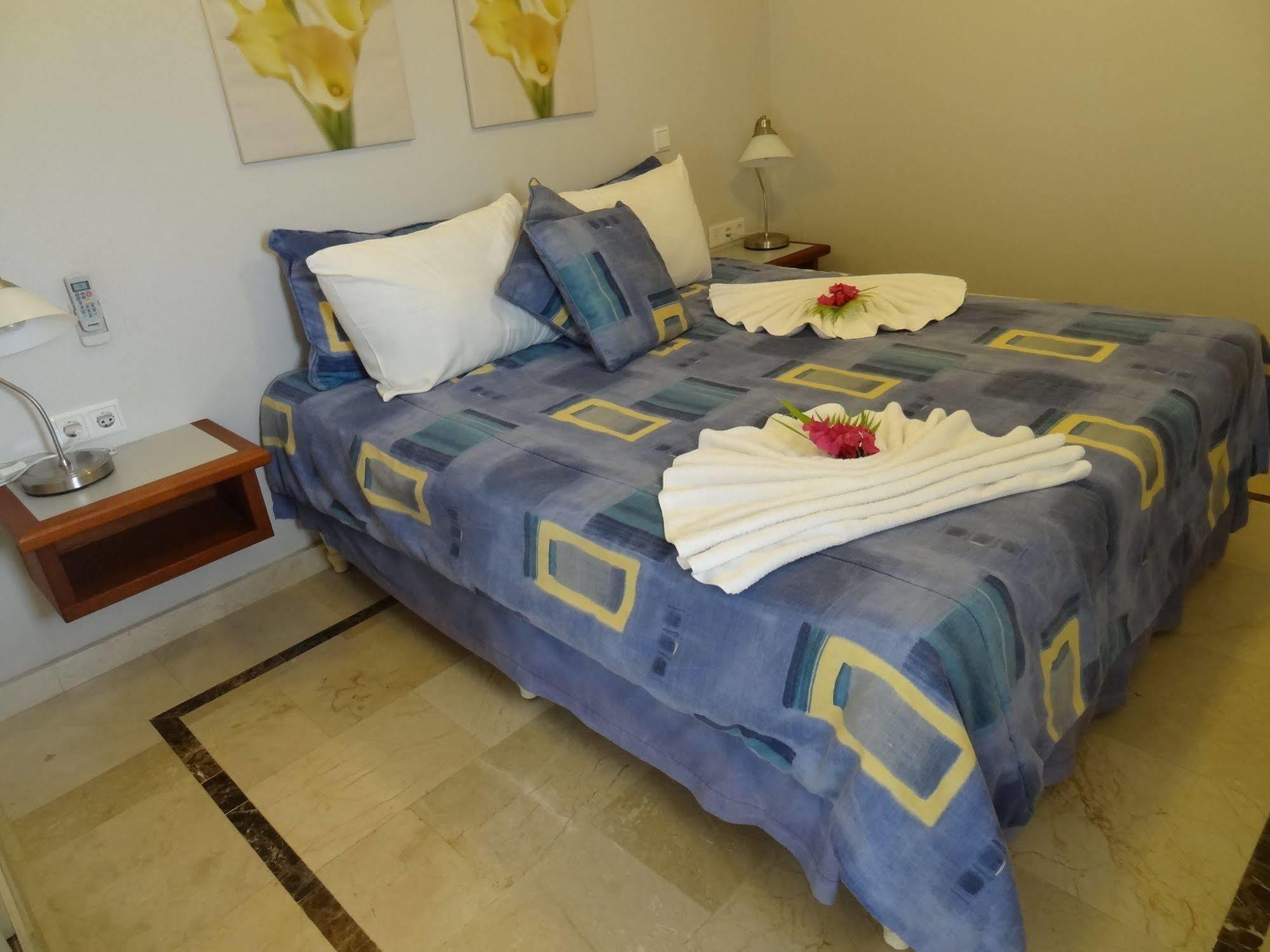 Bonaire Seaside Apartments Екстериор снимка