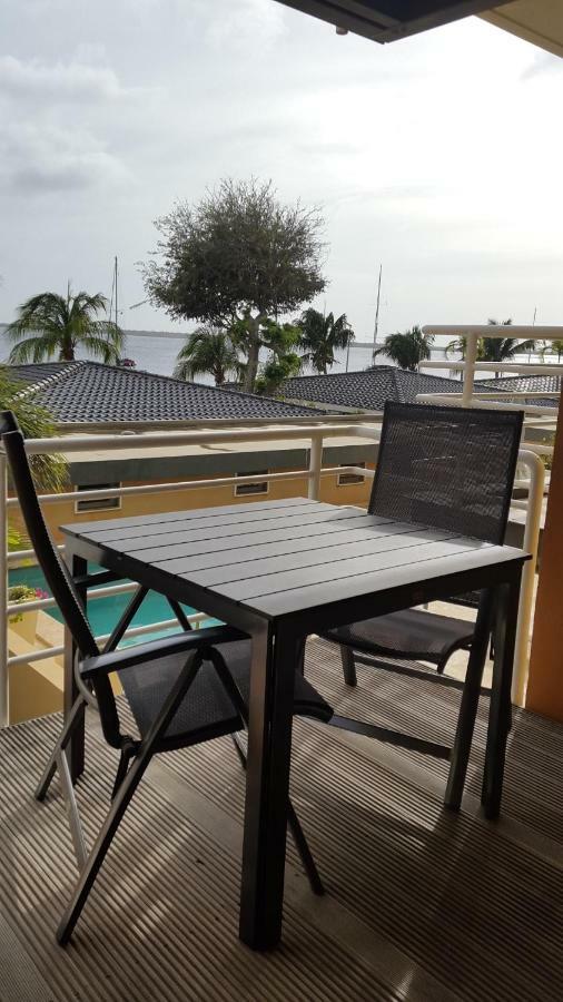 Bonaire Seaside Apartments Екстериор снимка