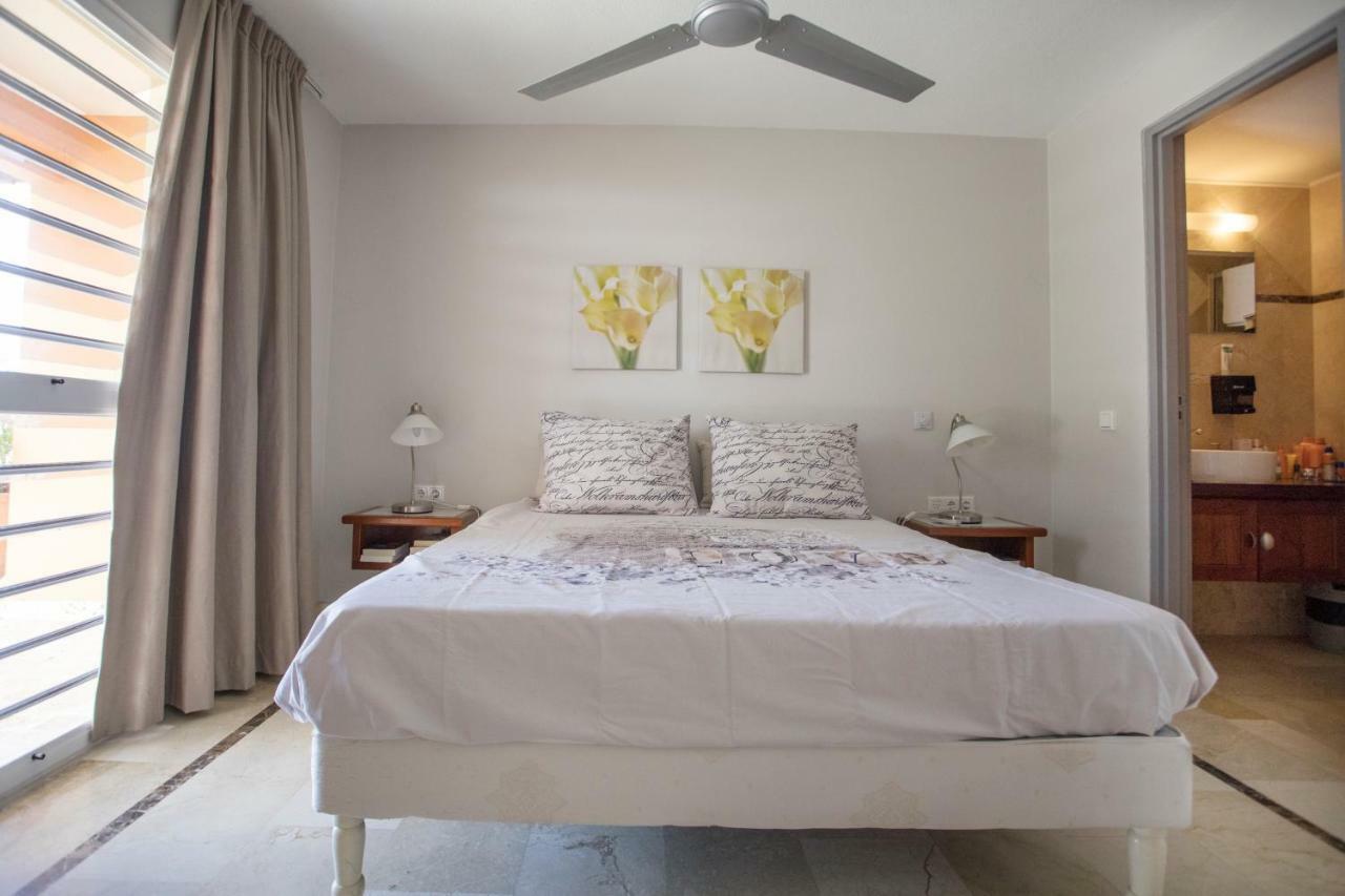Bonaire Seaside Apartments Екстериор снимка