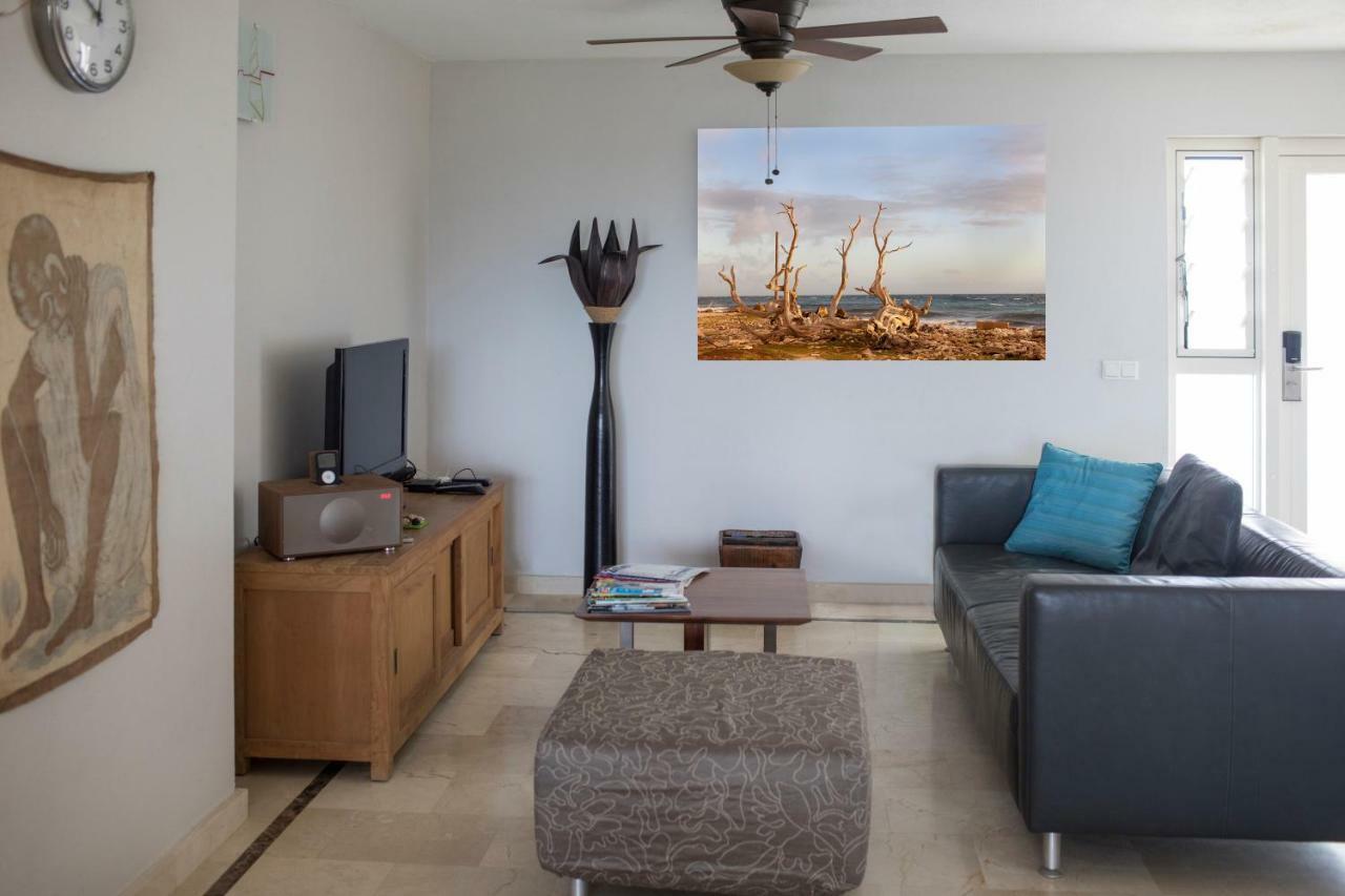Bonaire Seaside Apartments Екстериор снимка