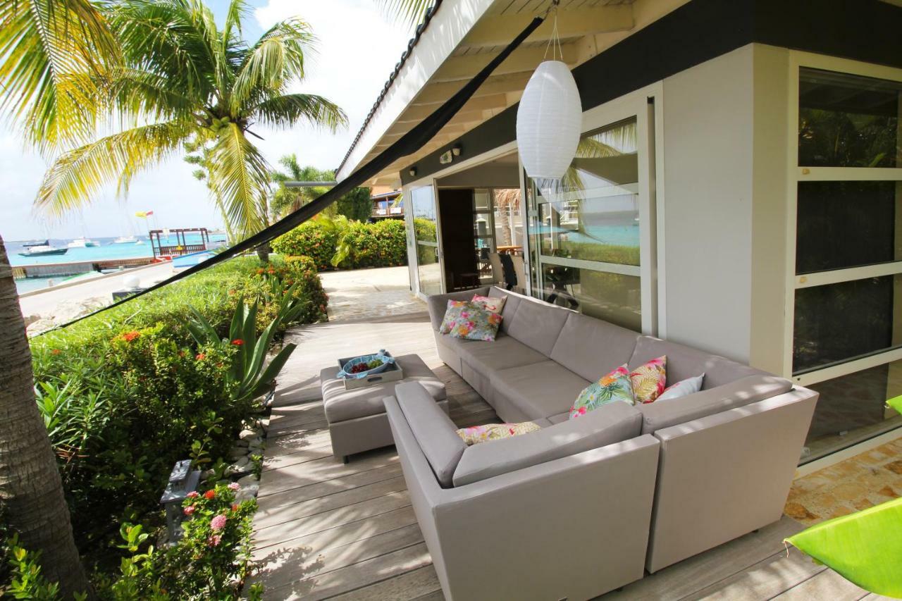 Bonaire Seaside Apartments Екстериор снимка