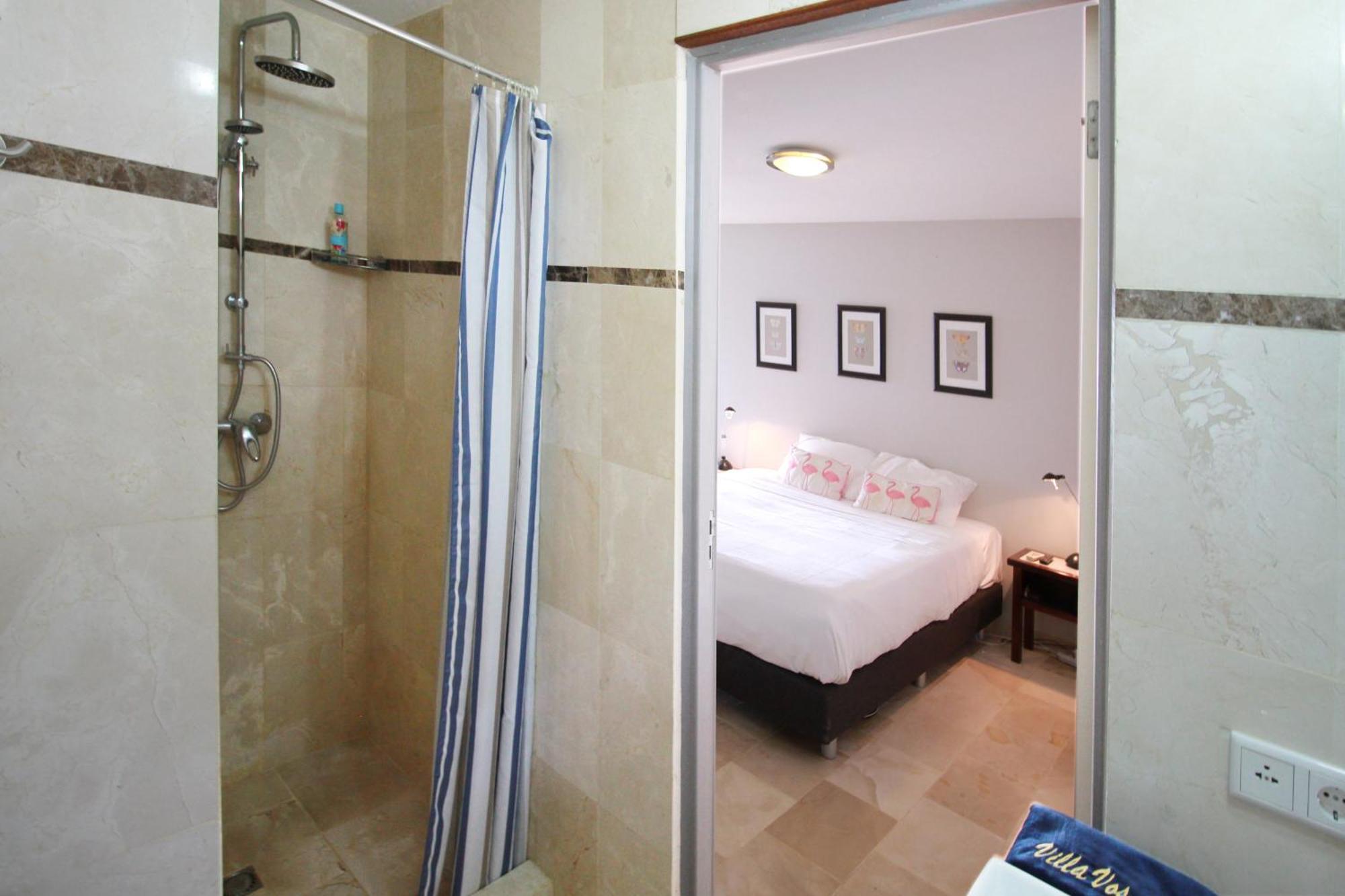 Bonaire Seaside Apartments Екстериор снимка